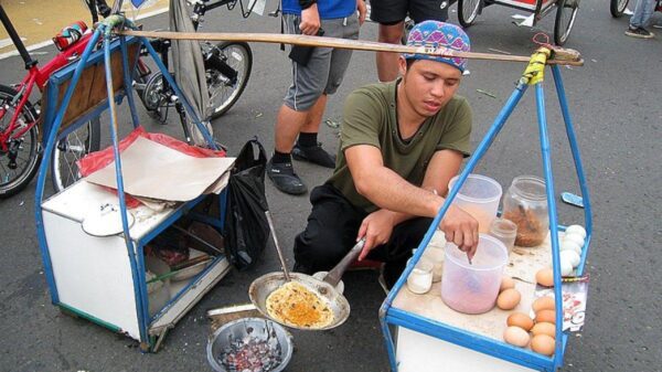 Fakta Unik Mengenai Kerak telor