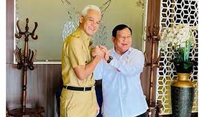 Prabowo Lebih Baik Tak Terima Ganjar Sebagai Cawapres